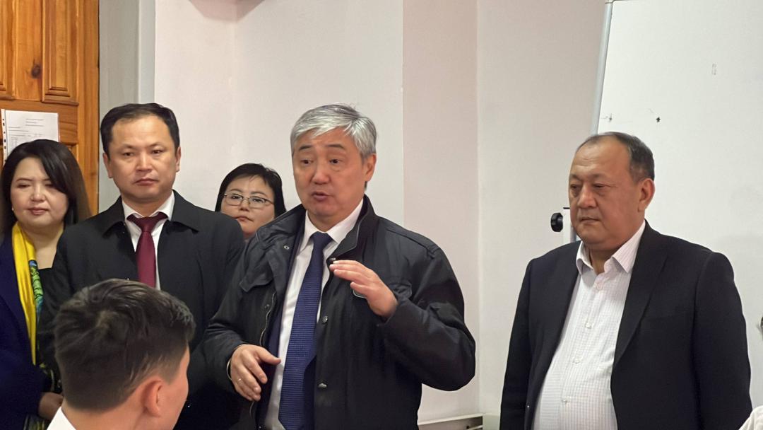 18.11.2025 Кыргыз Республикасынын финансы министри Бакетаев А.К. техникумубузга келип кетти